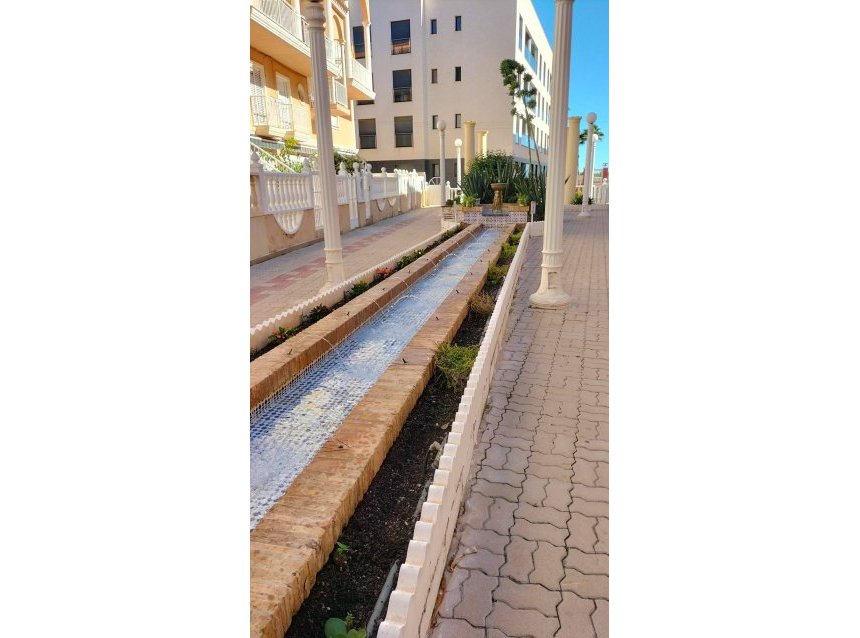 Reventa - Ático -
Torrevieja - La Mata Pueblo