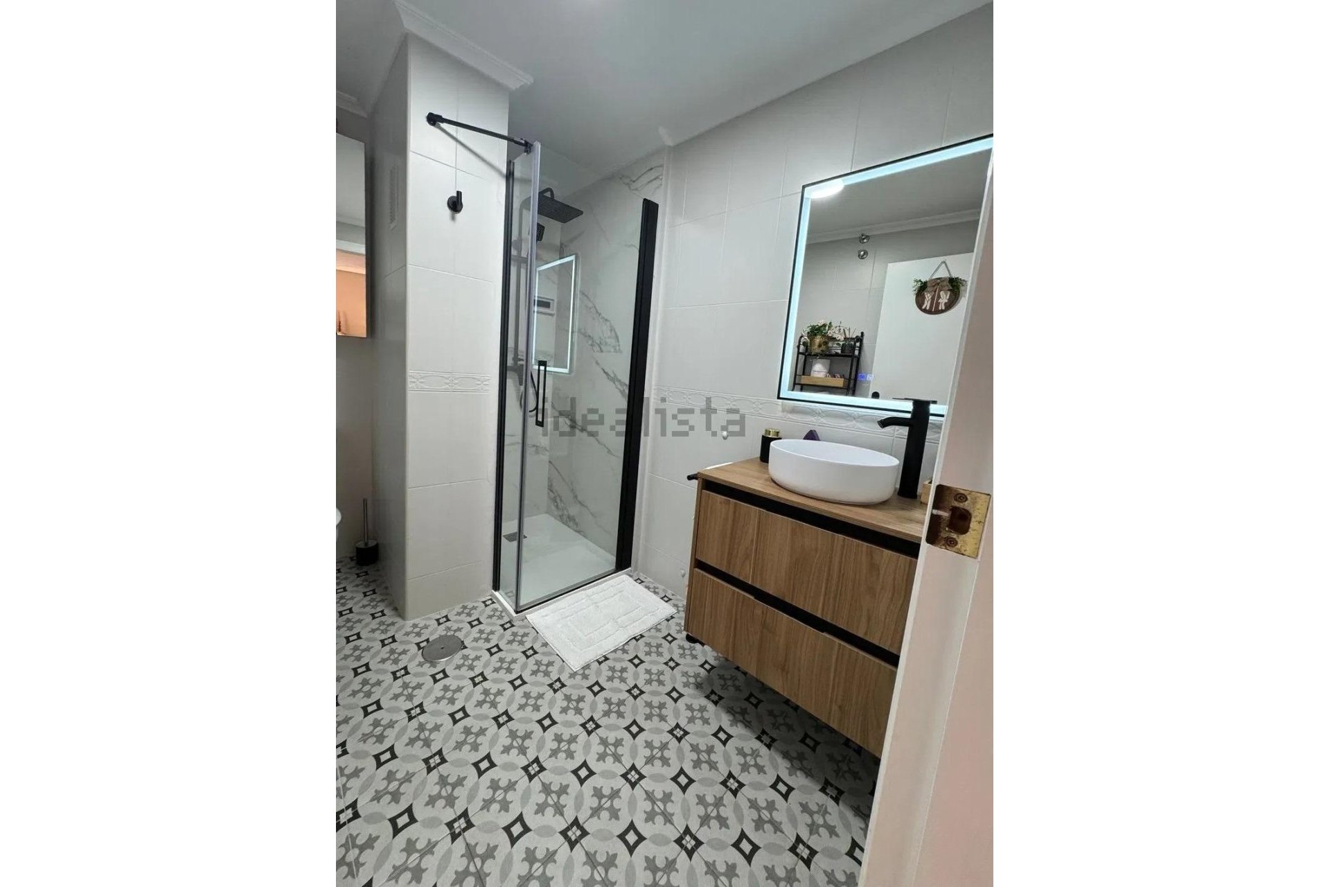 Reventa - Ático -
Torrevieja - La Mata