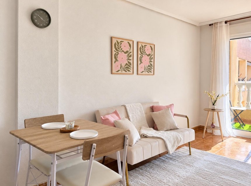 Reventa - Ático -
Torrevieja - Parque de las Naciones