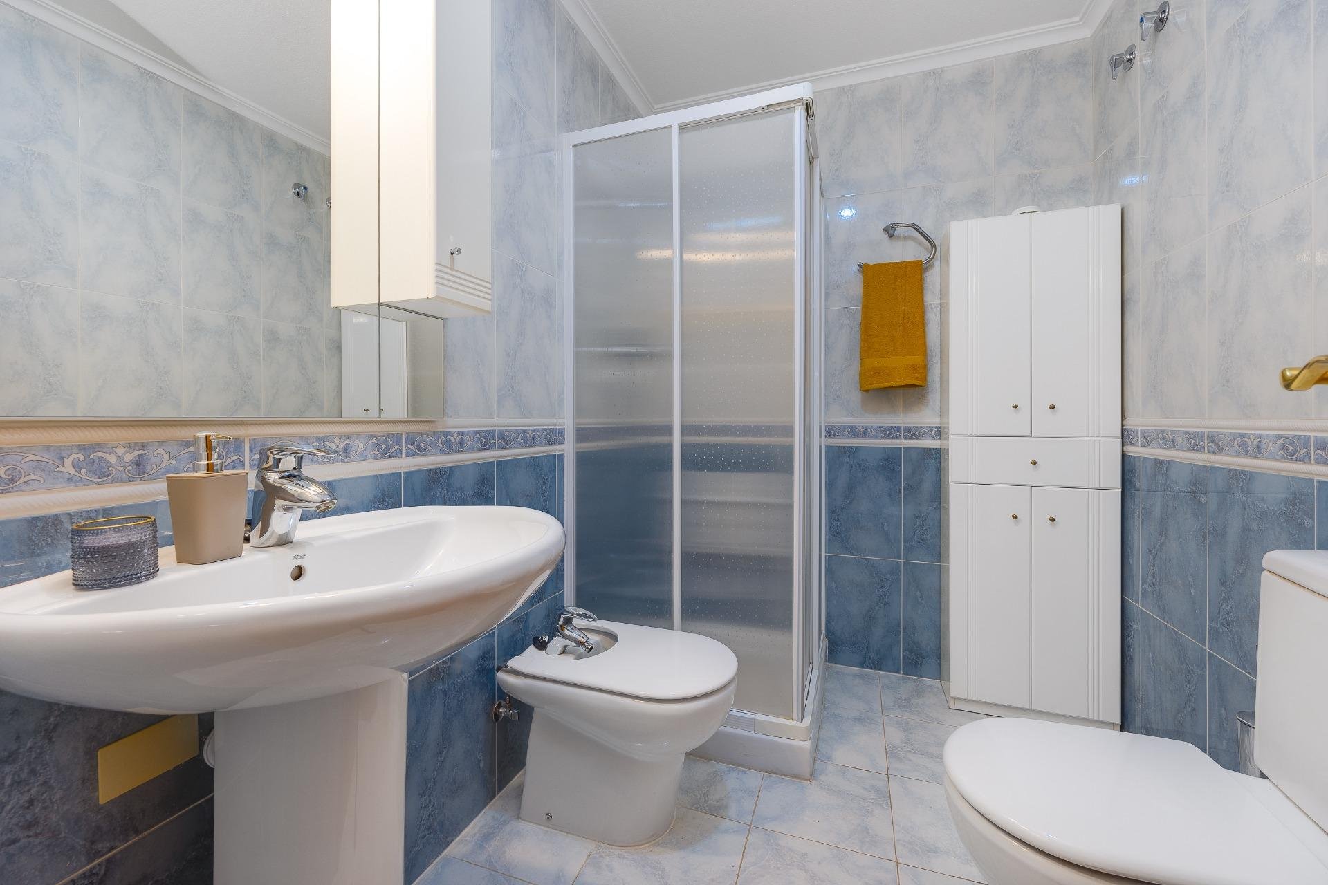 Reventa - Ático -
Torrevieja - Paseo Maritimo