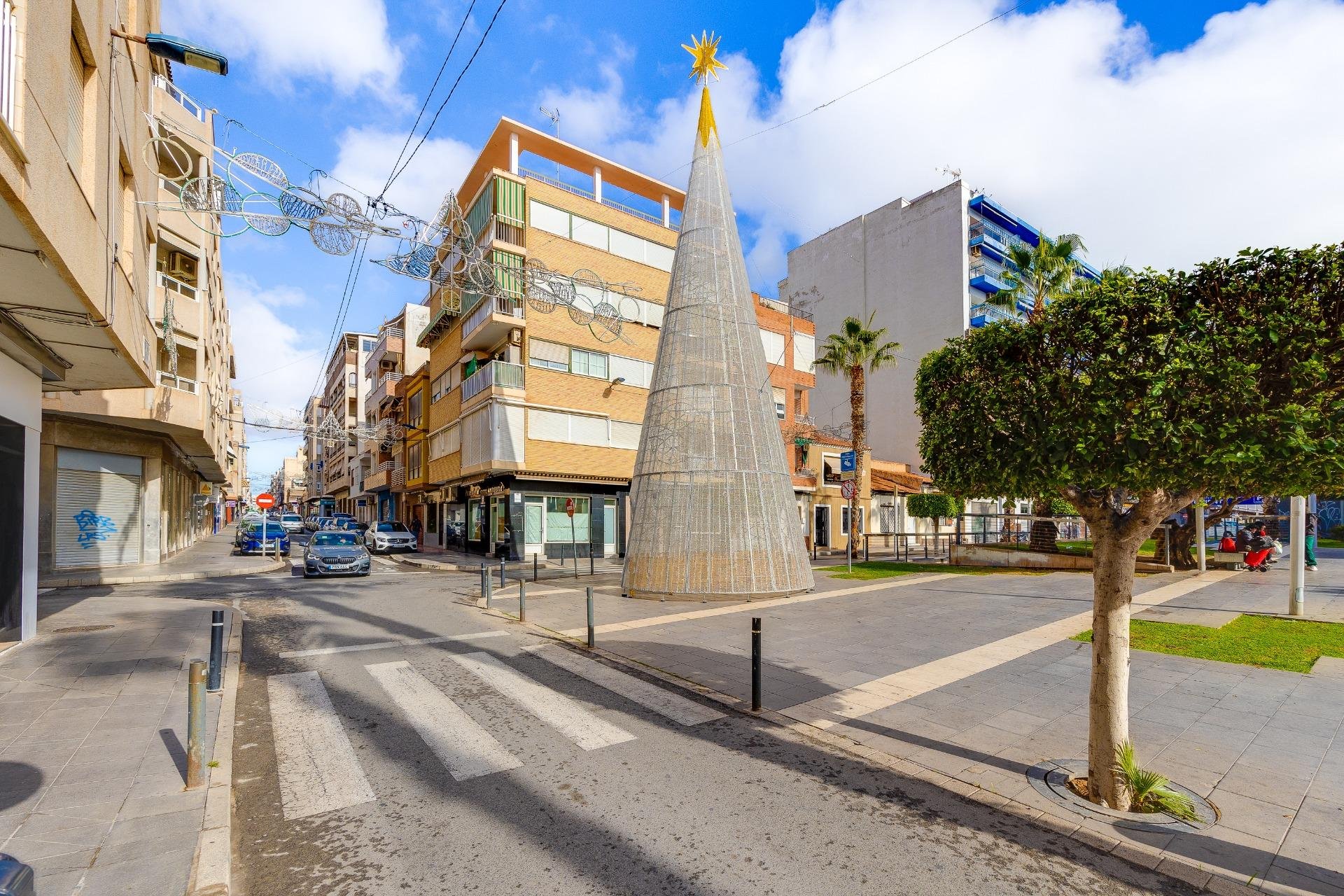 Reventa - Ático -
Torrevieja - Paseo Maritimo