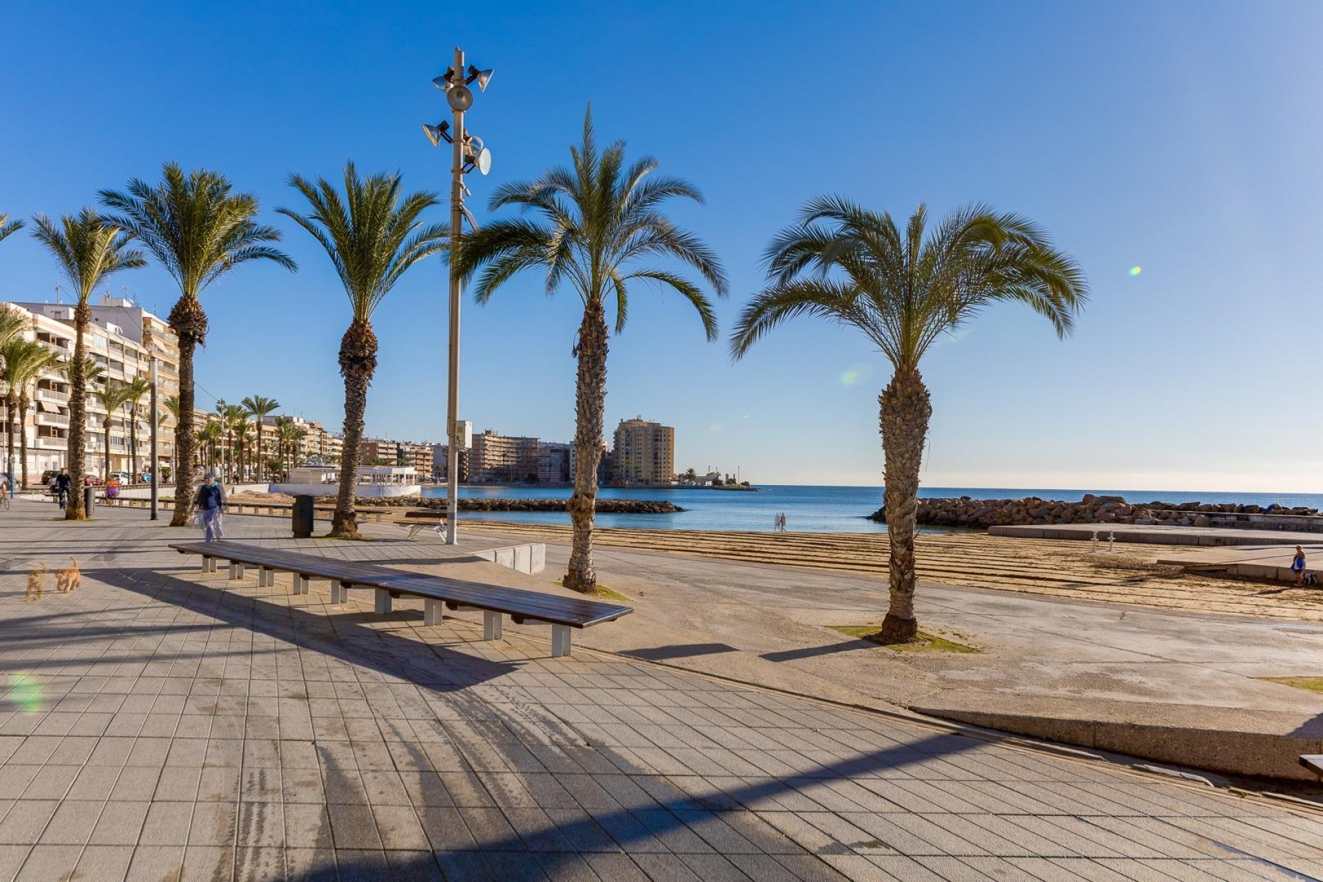 Reventa - Ático -
Torrevieja - Paseo Maritimo