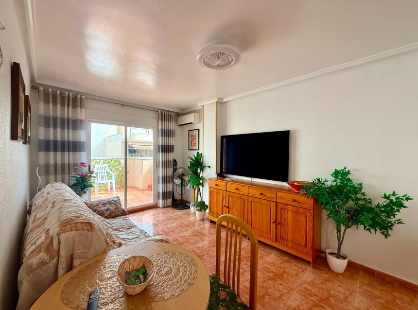 Reventa - Ático -
Torrevieja - Playa del Cura