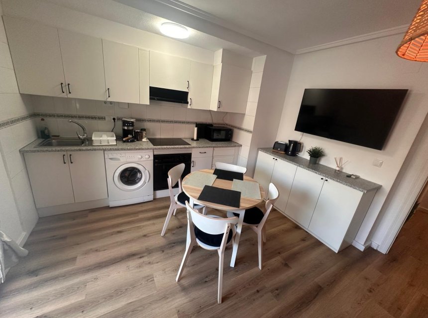 Reventa - Ático -
Torrevieja - Playa del Cura