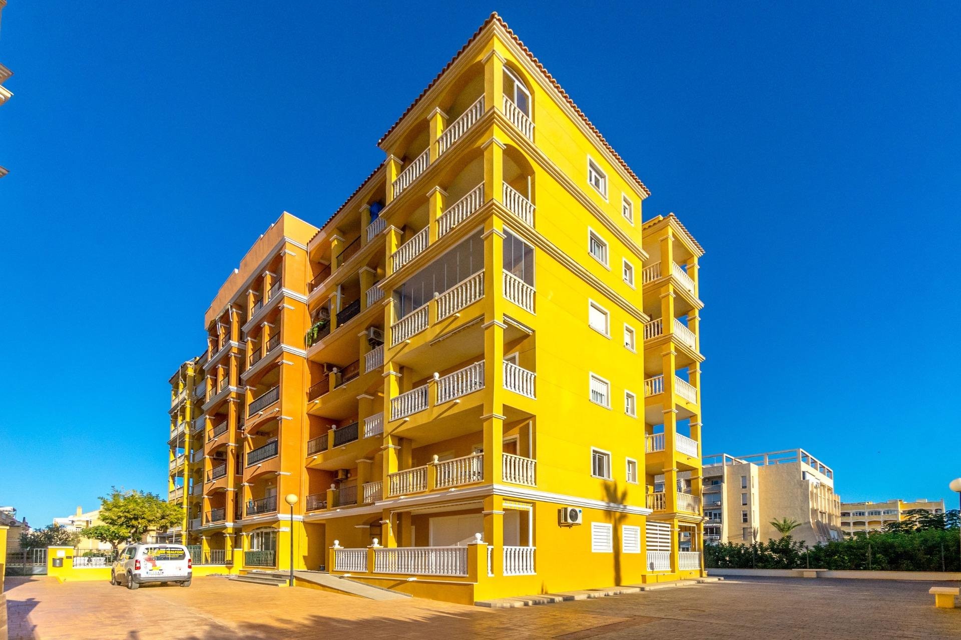 Reventa - Ático -
Torrevieja - Torreblanca