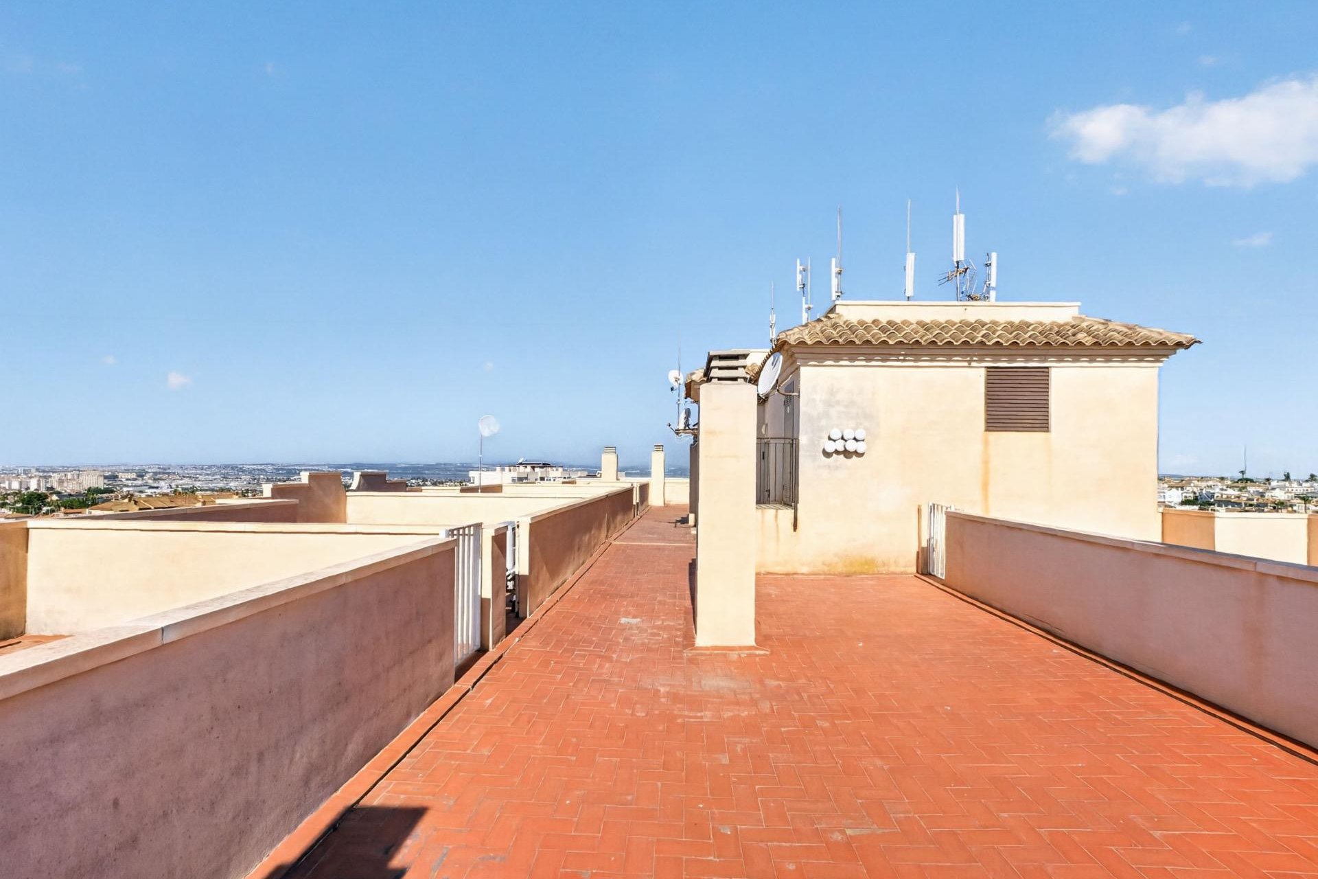 Reventa - Ático -
Torrevieja - Torreblanca