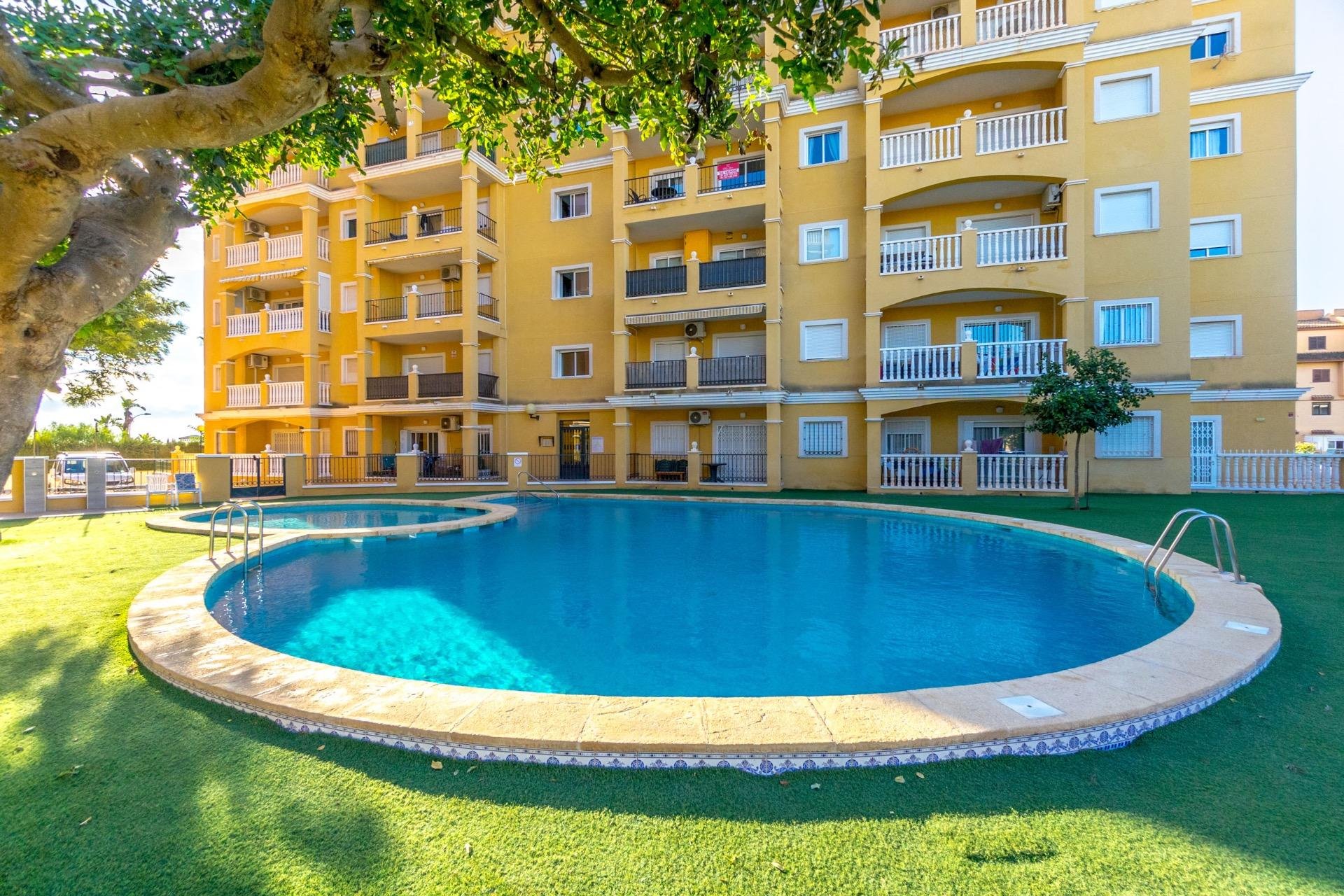 Reventa - Ático -
Torrevieja - Torreblanca