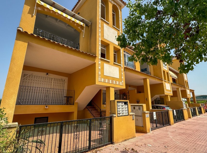 Reventa - Bungalow -
Daya Nueva - Costa Blanca