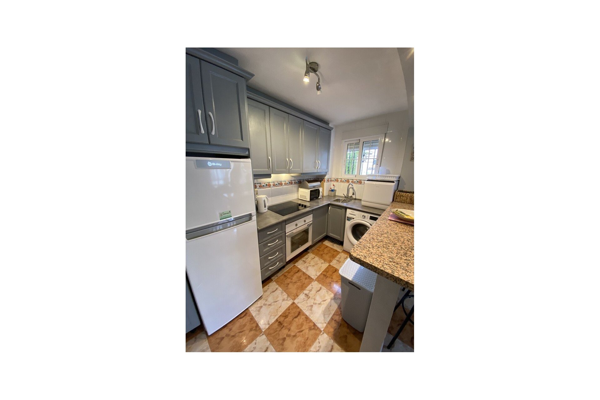 Reventa - Bungalow -
Lomas de Caboroig - Costa Blanca