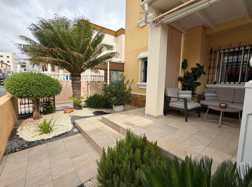 Reventa - Bungalow -
Orihuela Costa - Los Dolses