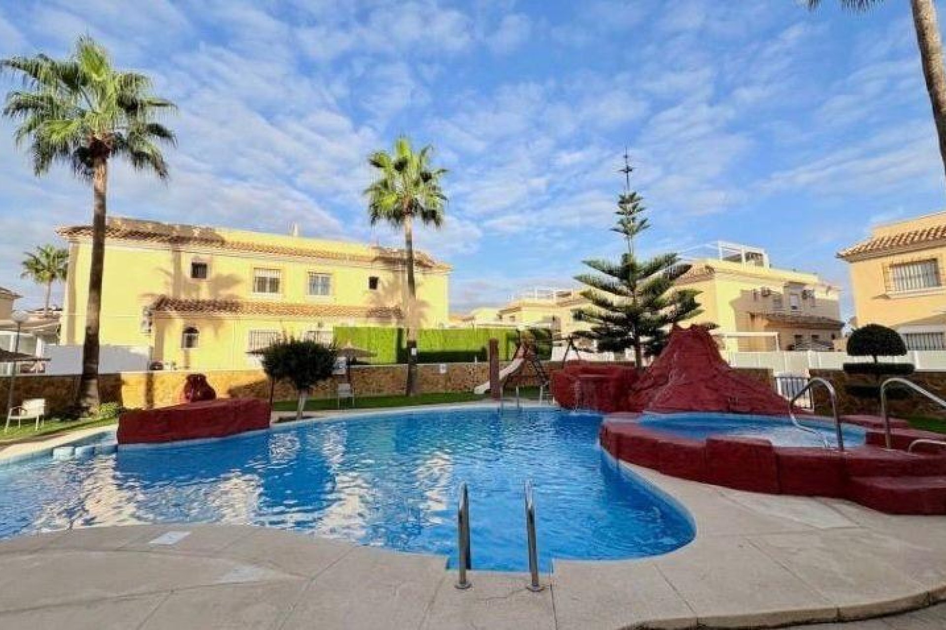 Reventa - Bungalow -
Orihuela Costa - Los Dolses