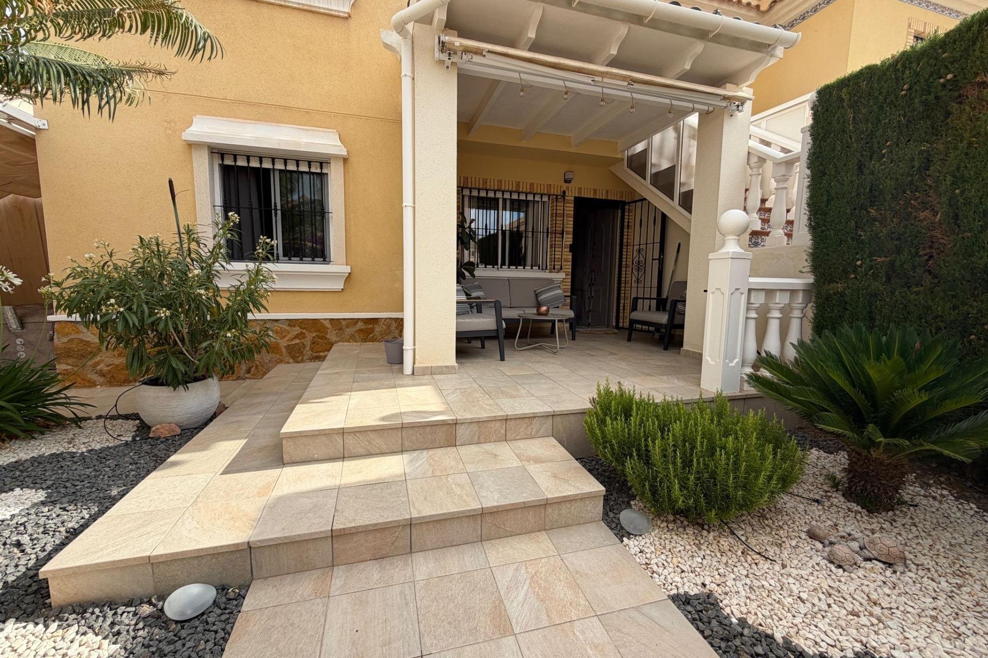Reventa - Bungalow -
Orihuela Costa - Los Dolses