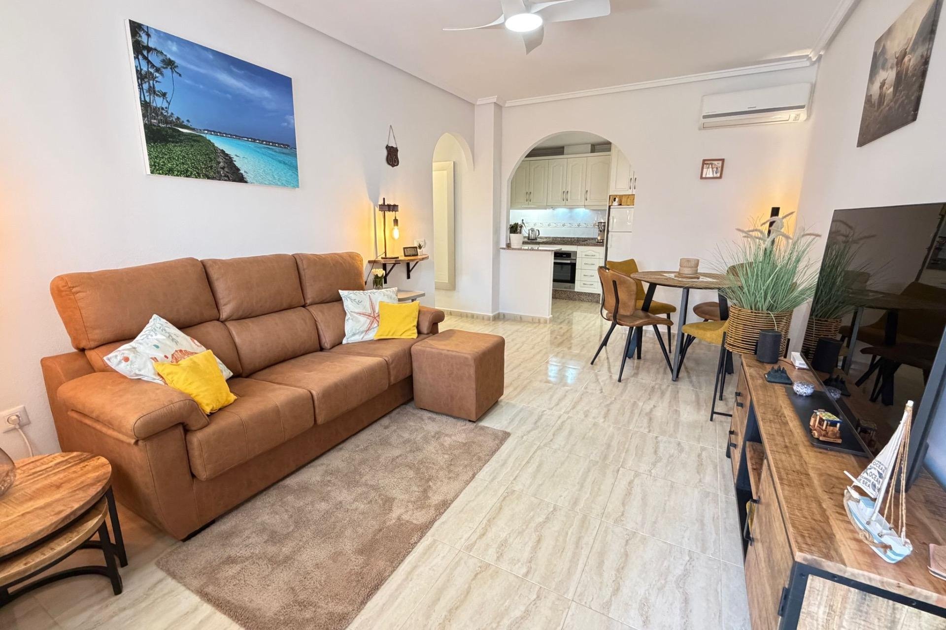 Reventa - Bungalow -
Orihuela Costa - Los Dolses