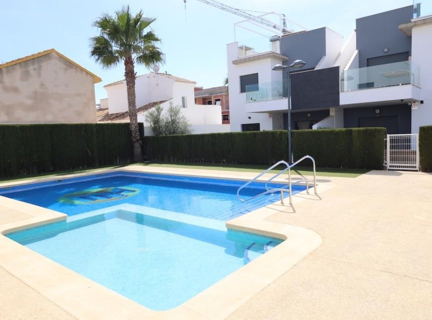 Reventa - Bungalow -
Pilar de la Horadada - Costa Blanca