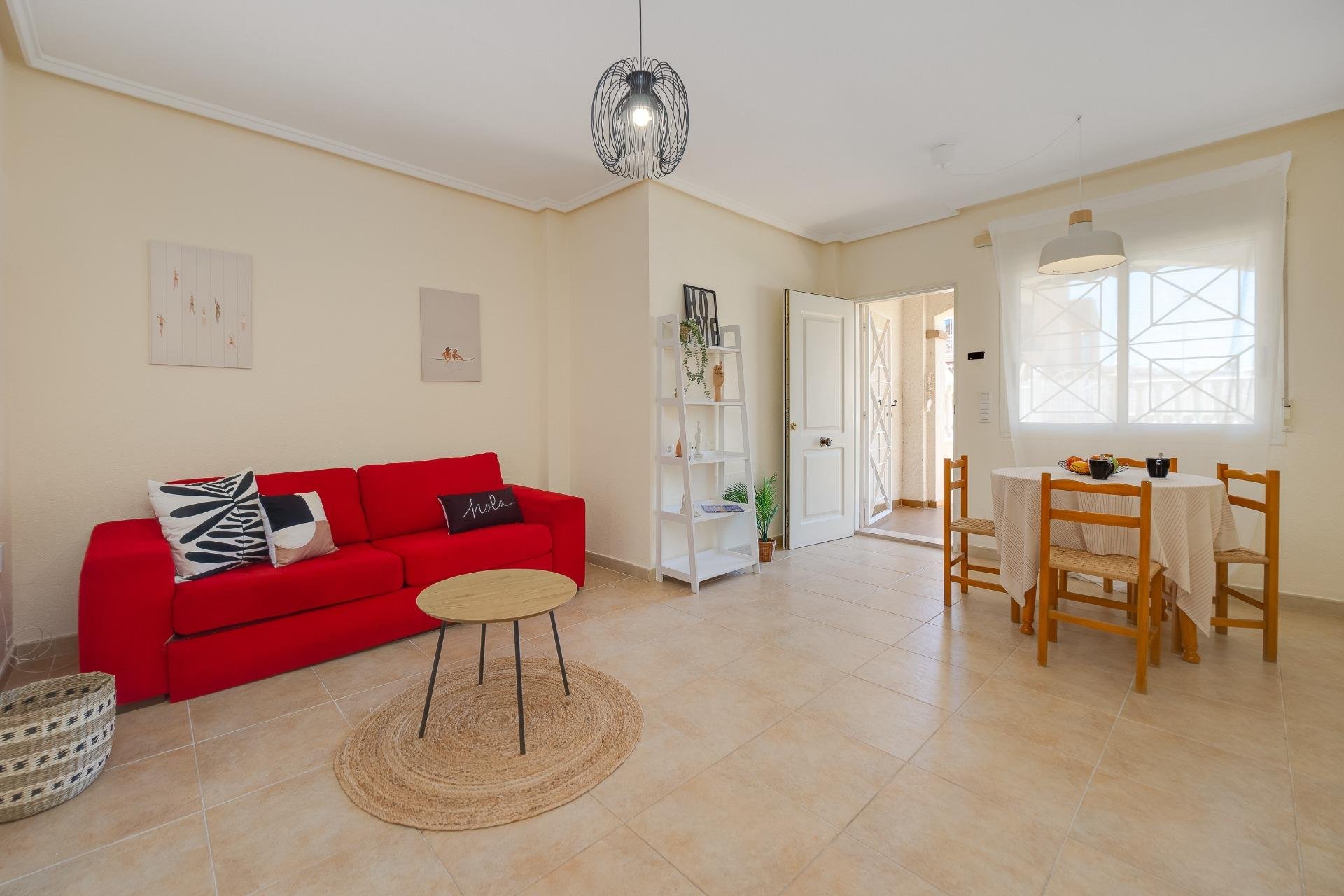 Reventa - Bungalow -
Torrevieja - Aguas Nuevas 1