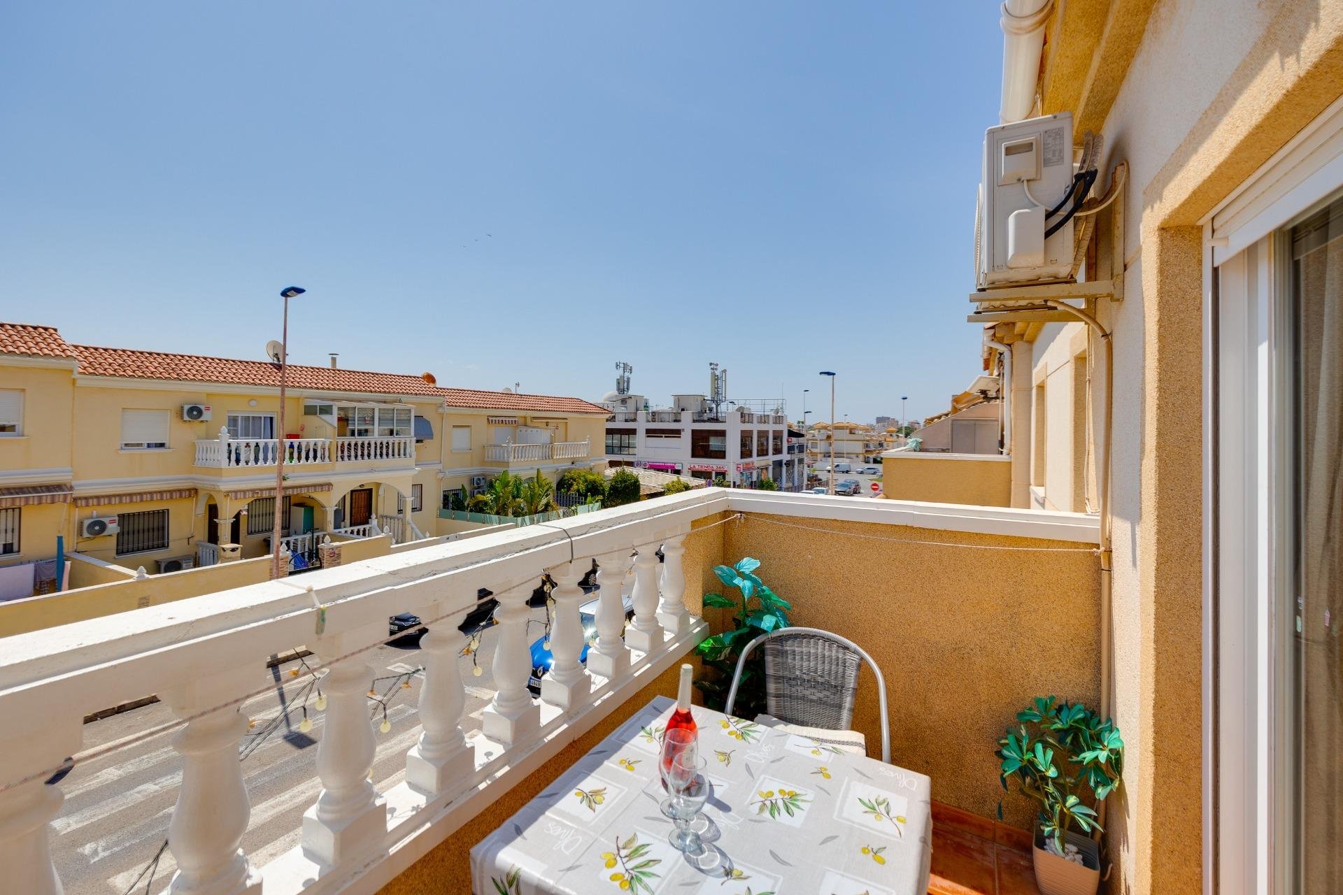 Reventa - Bungalow -
Torrevieja - Aguas Nuevas