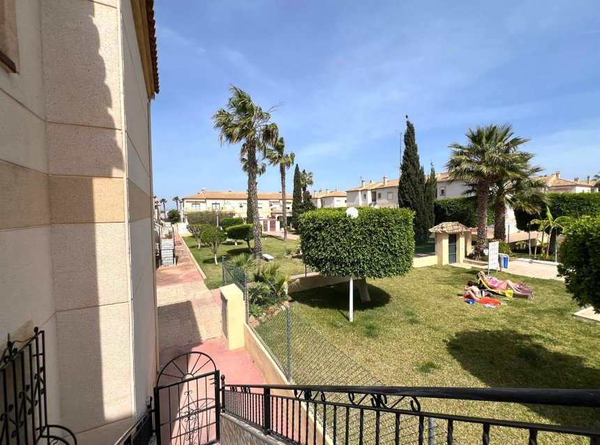 Reventa - Bungalow -
Torrevieja - Aguas Nuevas