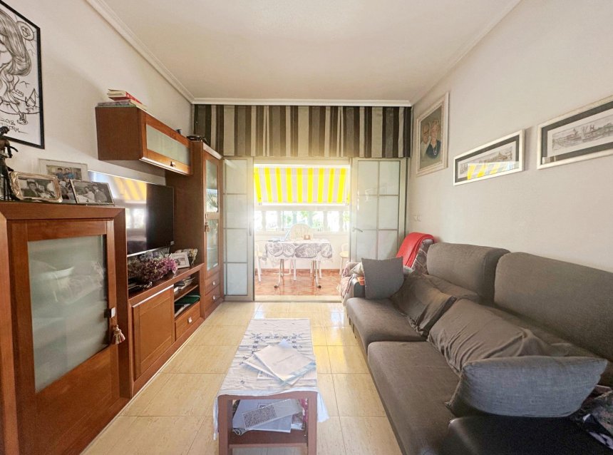Reventa - Bungalow -
Torrevieja - Aguas Nuevas