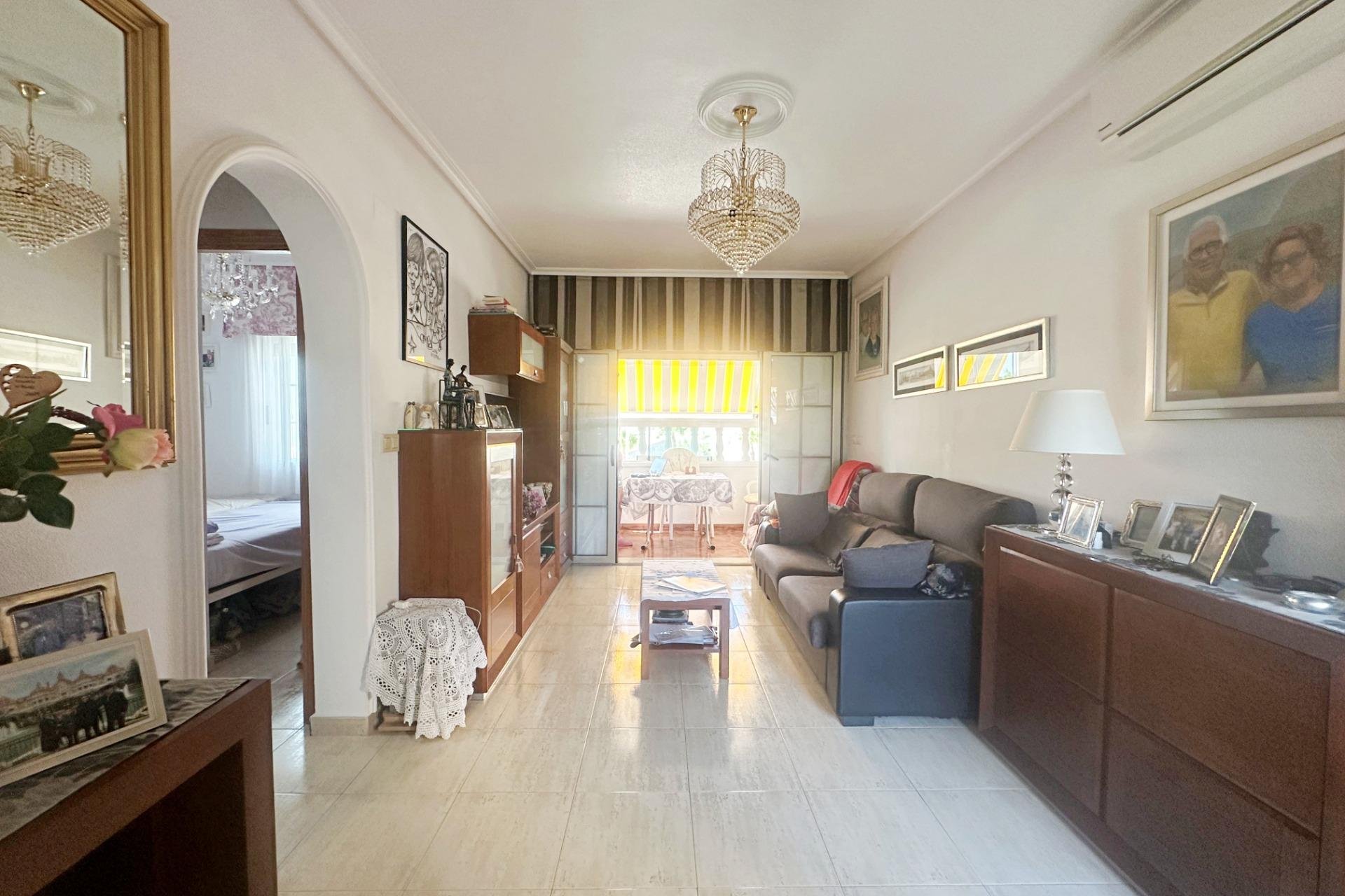 Reventa - Bungalow -
Torrevieja - Aguas Nuevas