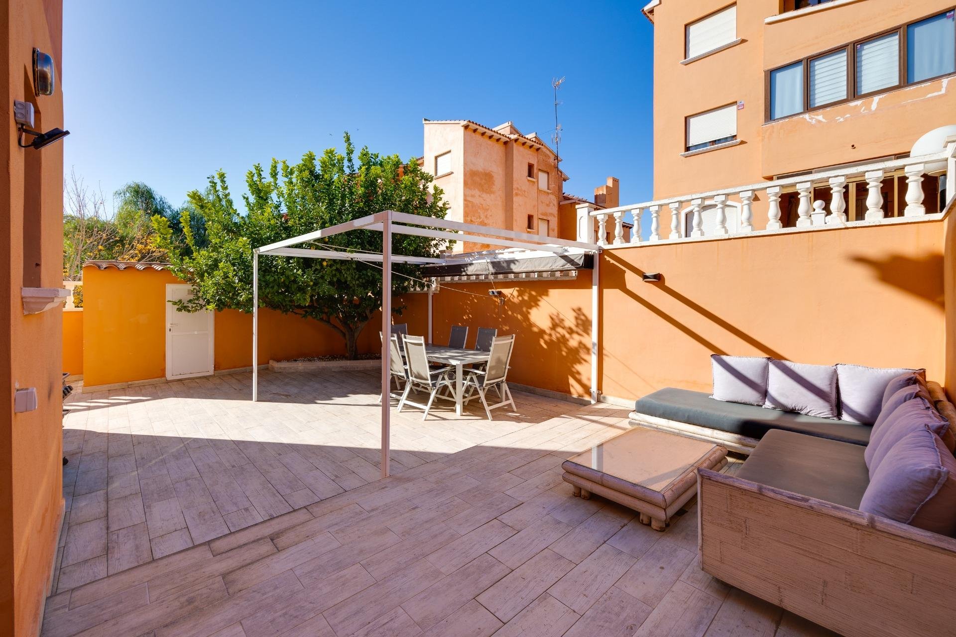 Reventa - Bungalow -
Torrevieja - Aguas Nuevas