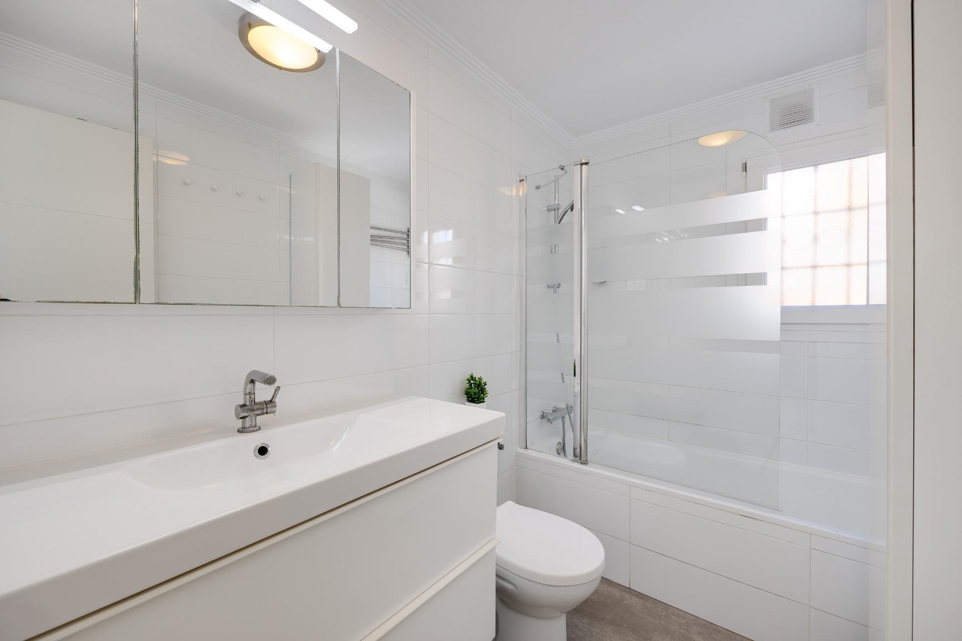 Reventa - Bungalow -
Torrevieja - Aguas Nuevas