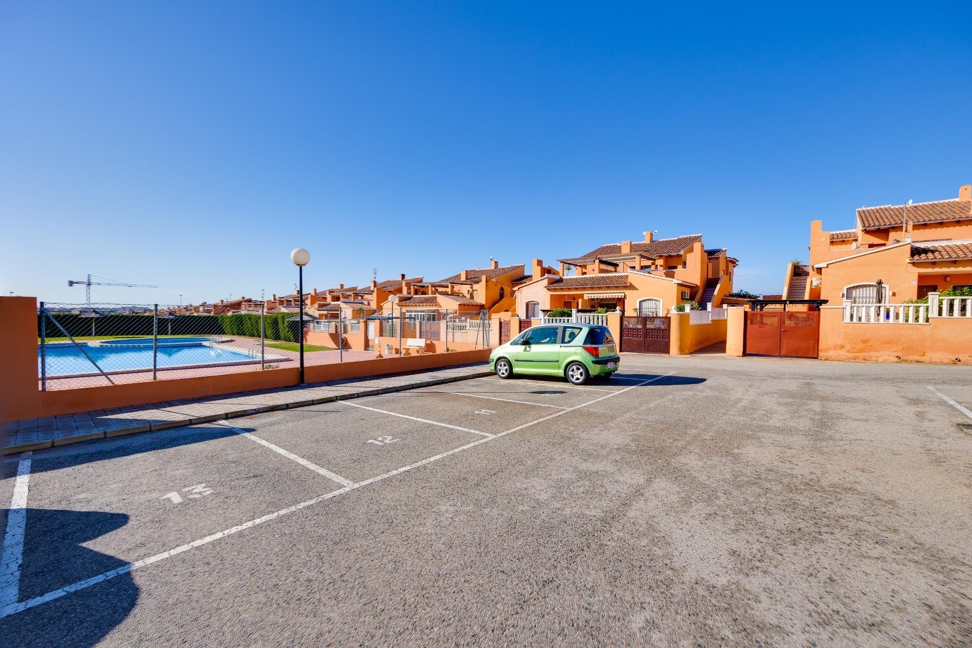 Reventa - Bungalow -
Torrevieja - Aguas Nuevas