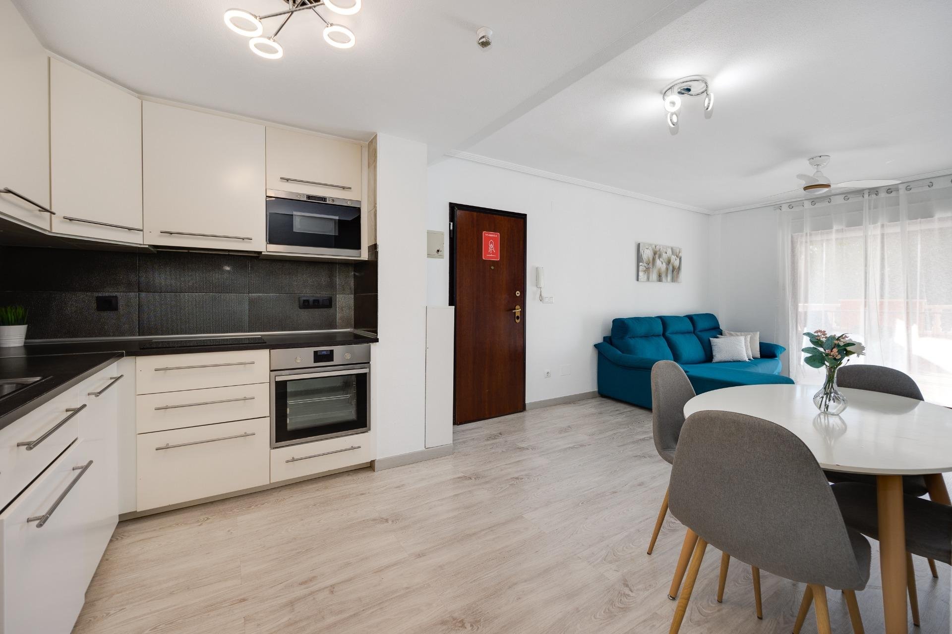 Reventa - Bungalow -
Torrevieja - Aguas Nuevas