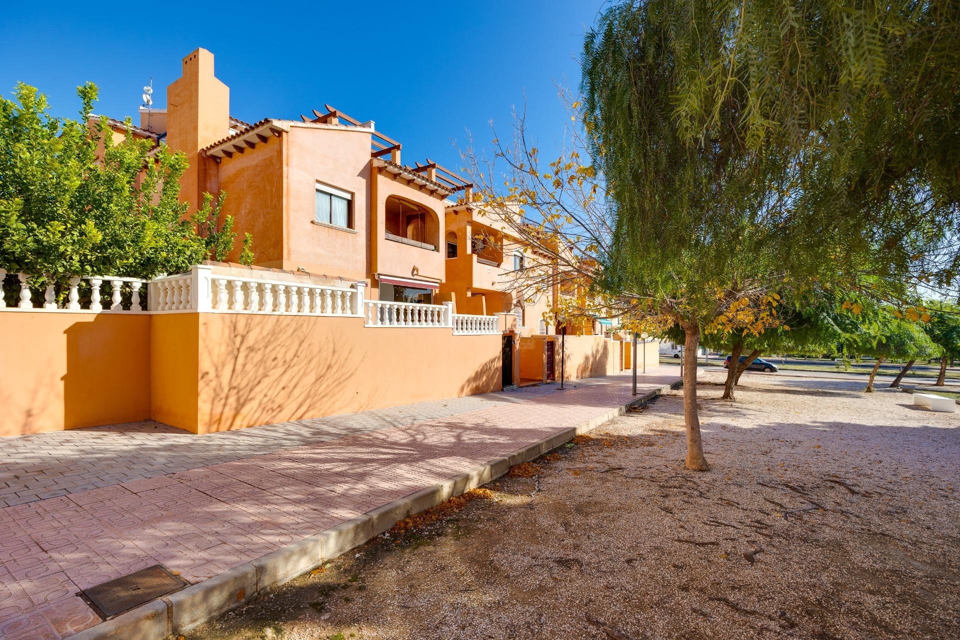 Reventa - Bungalow -
Torrevieja - Aguas Nuevas