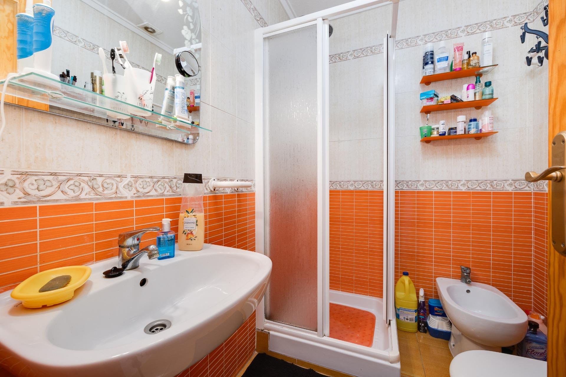 Reventa - Bungalow -
Torrevieja - Aguas Nuevas