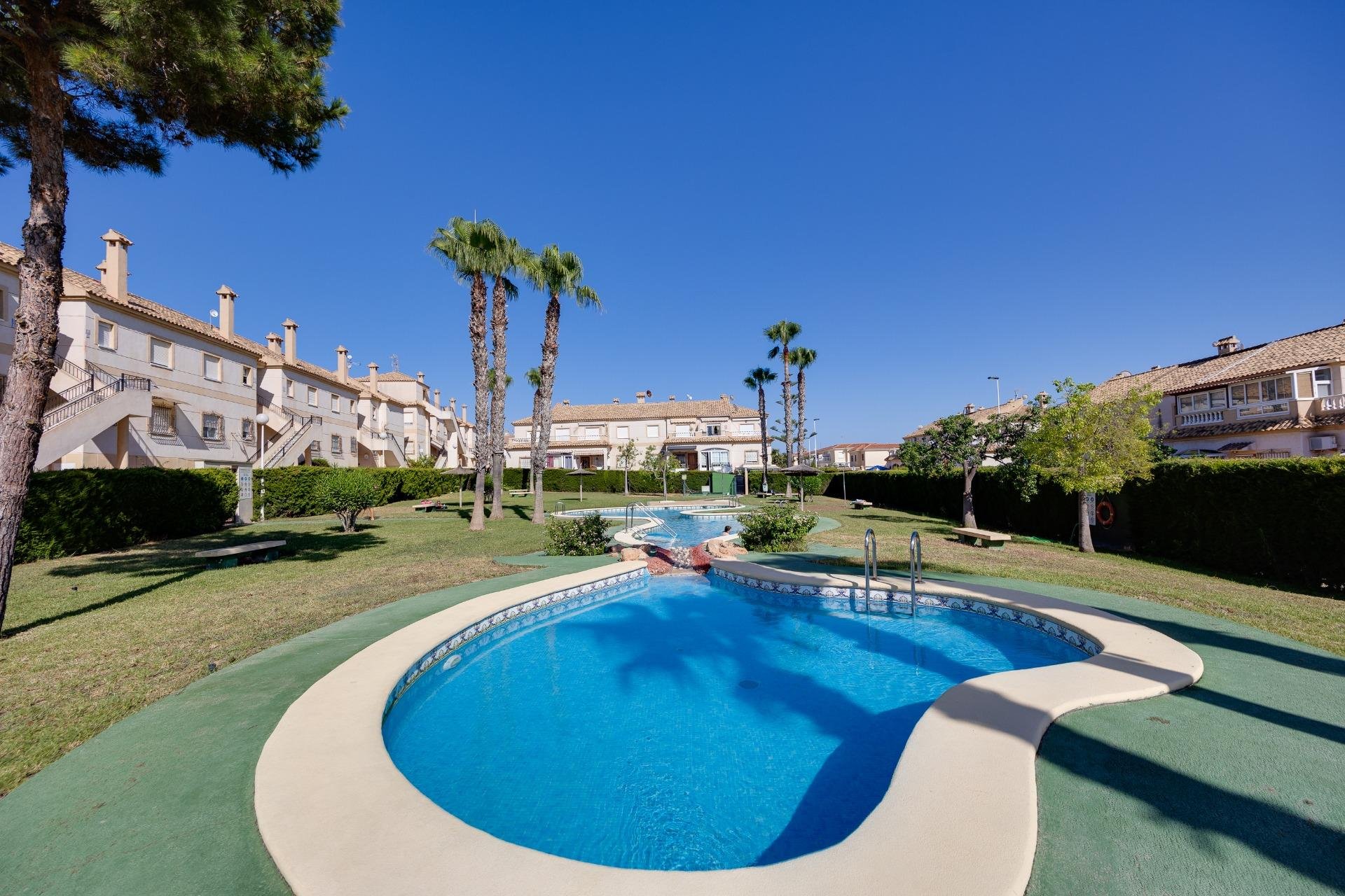 Reventa - Bungalow -
Torrevieja - Aguas Nuevas