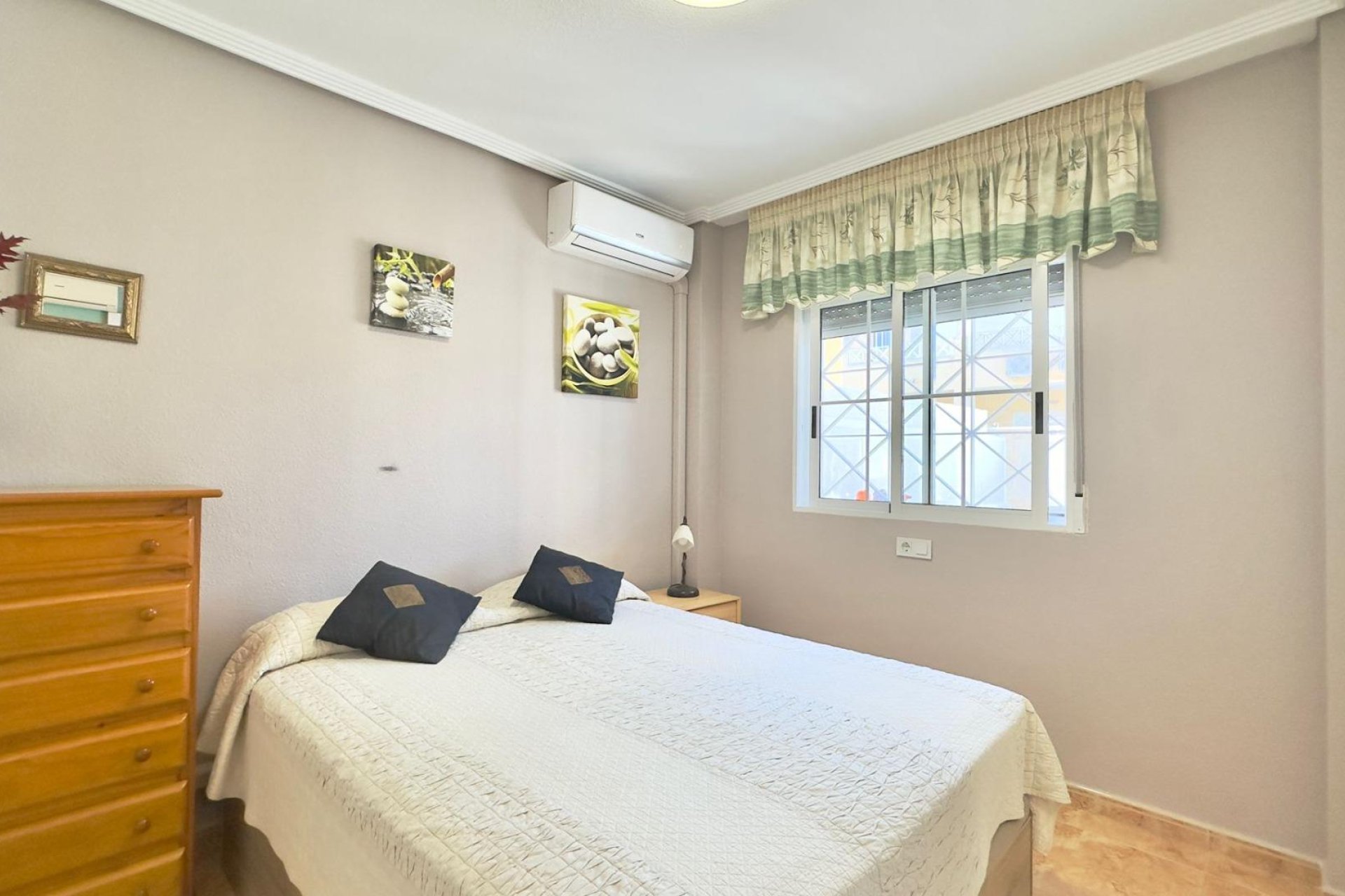 Reventa - Bungalow -
Torrevieja - Centro