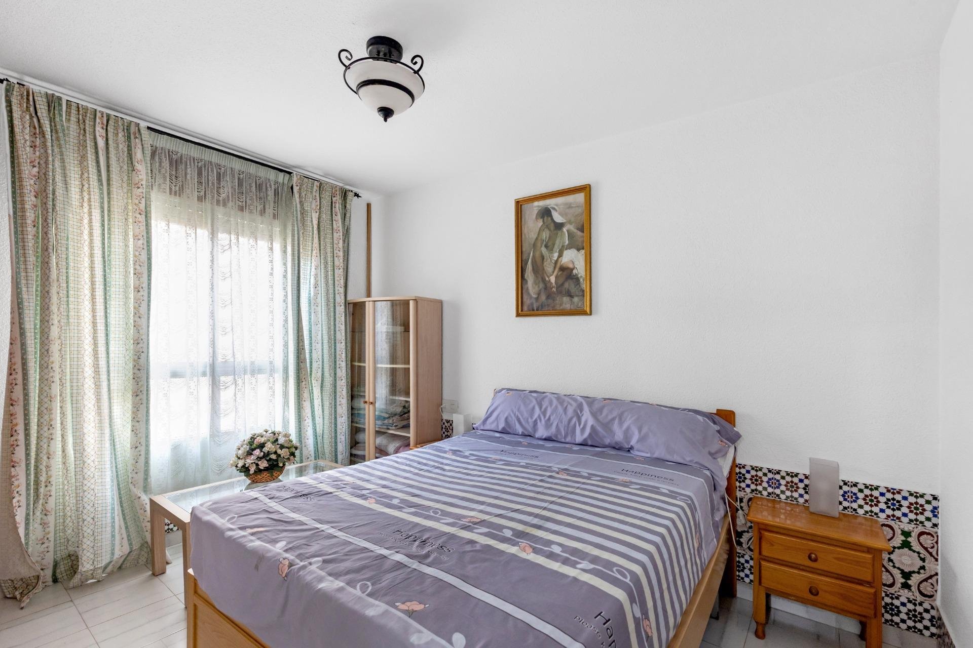 Reventa - Bungalow -
Torrevieja - Centro