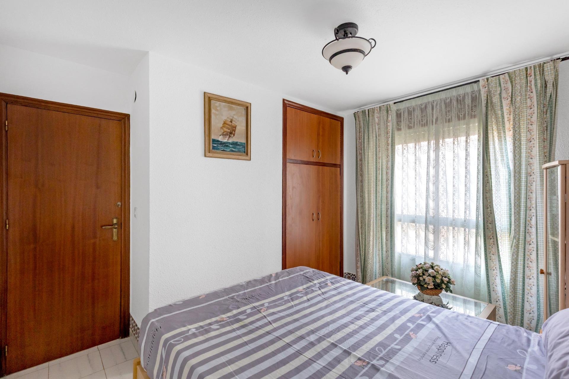 Reventa - Bungalow -
Torrevieja - Centro