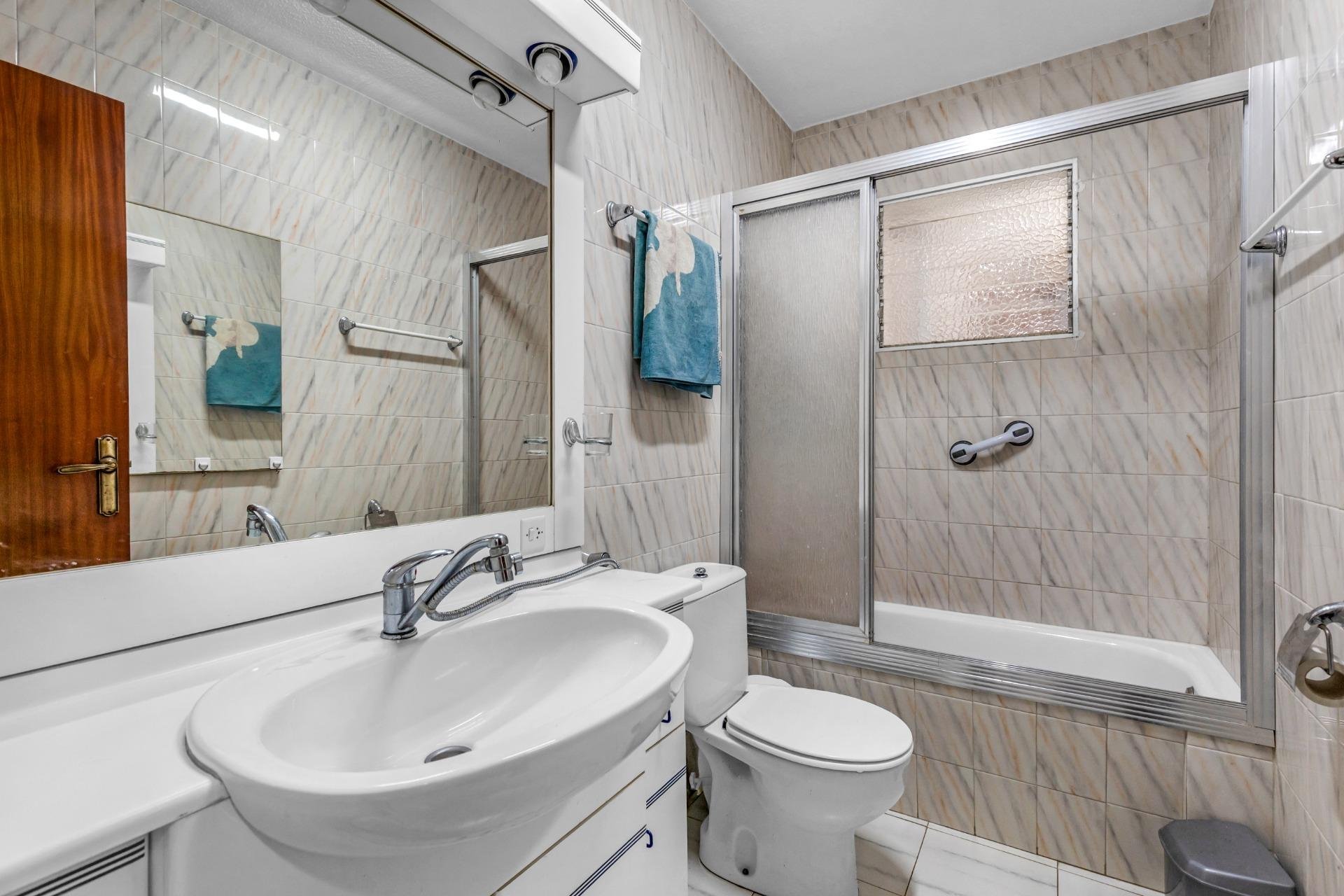 Reventa - Bungalow -
Torrevieja - Centro