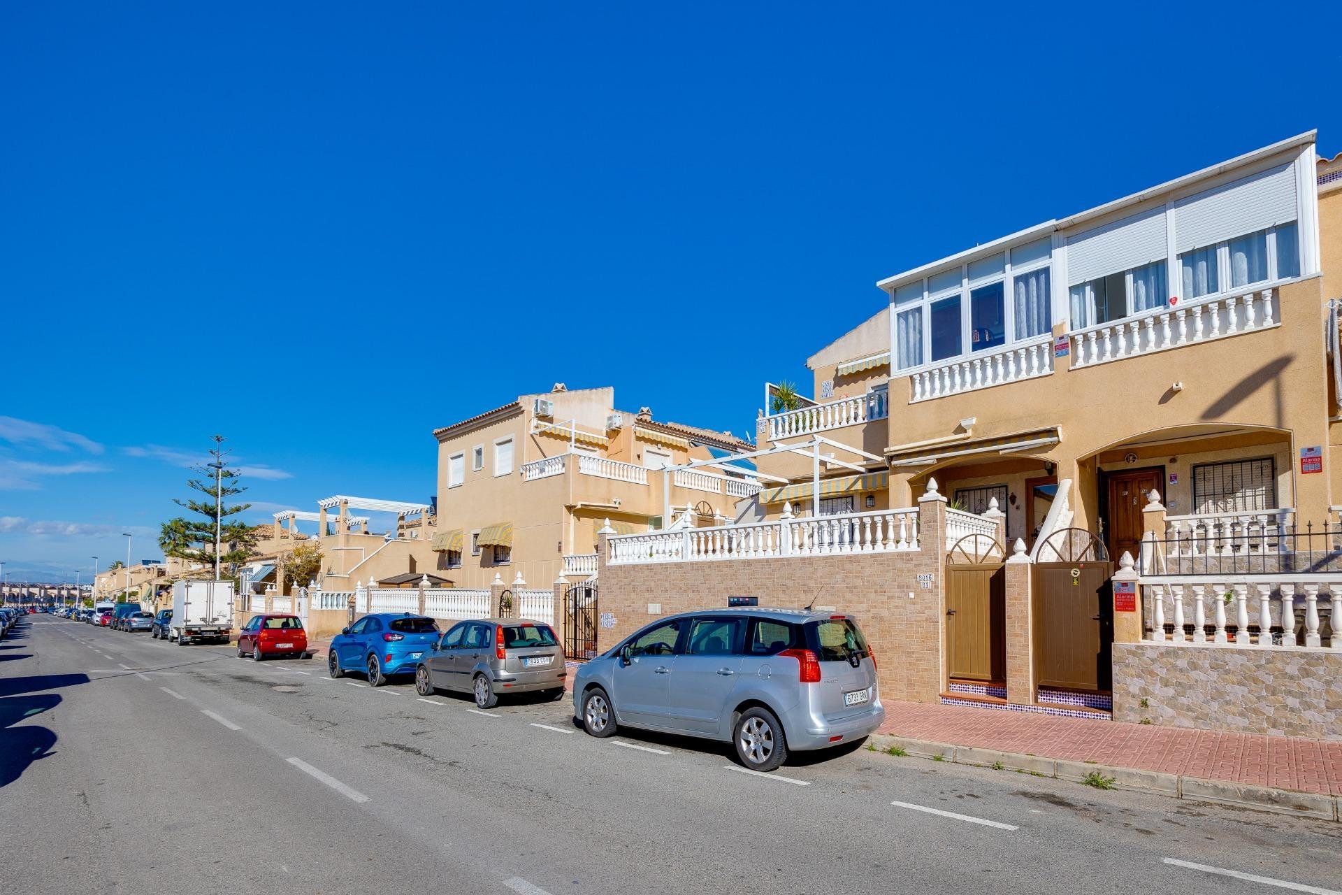 Reventa - Bungalow -
Torrevieja - El Molino