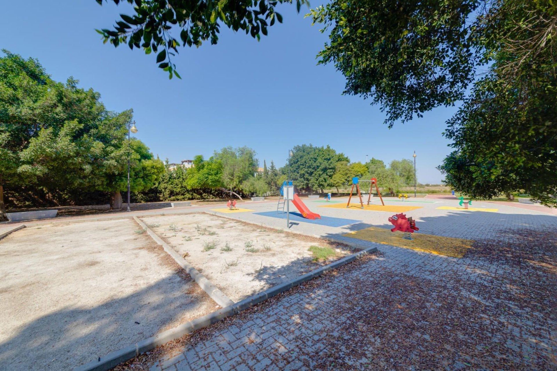 Reventa - Bungalow -
Torrevieja - La Siesta - El Salado - Torreta