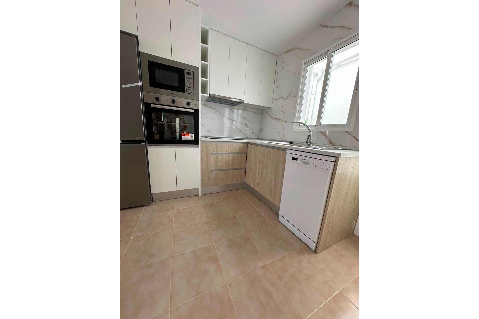 Reventa - Bungalow -
Torrevieja - La Siesta - El Salado - Torreta