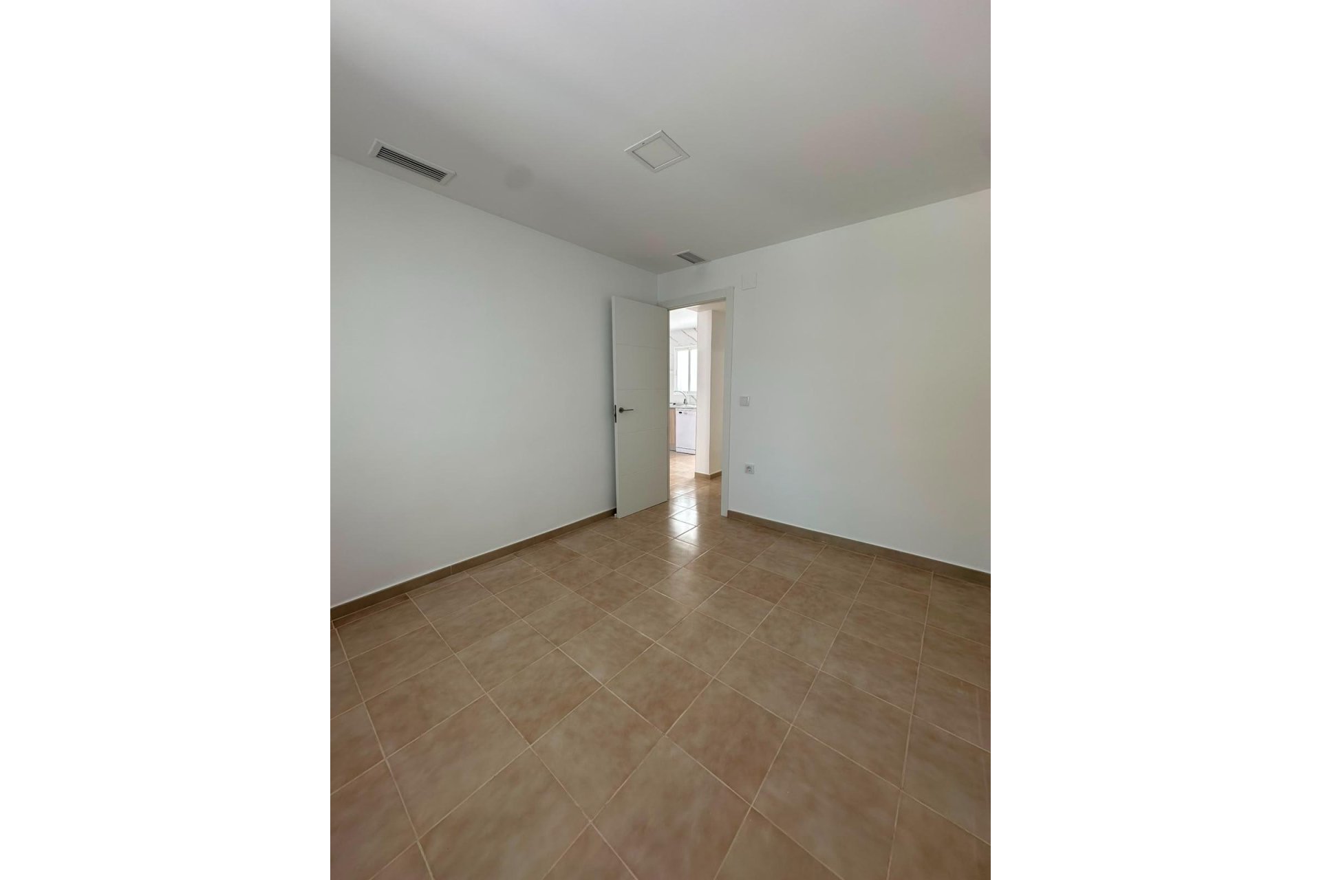 Reventa - Bungalow -
Torrevieja - La Siesta - El Salado - Torreta