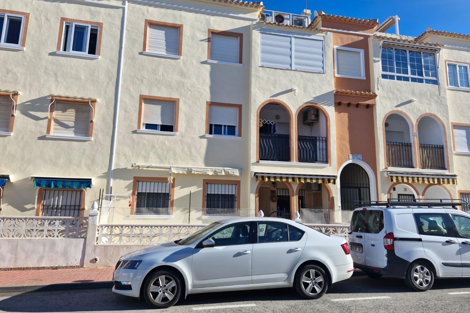 Reventa - Bungalow -
Torrevieja - Playa De Los Naufragos