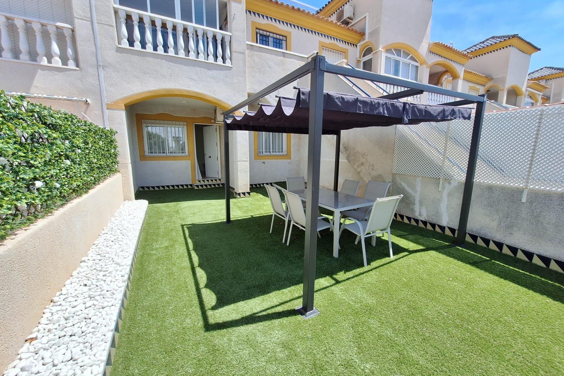 Reventa - Bungalow -
Torrevieja - Sector 25