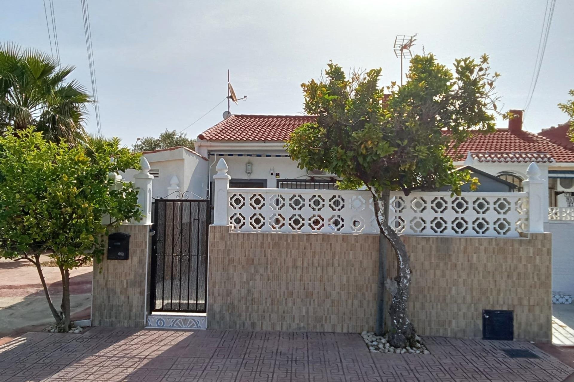 Reventa - Bungalow -
Torrevieja - Torretas