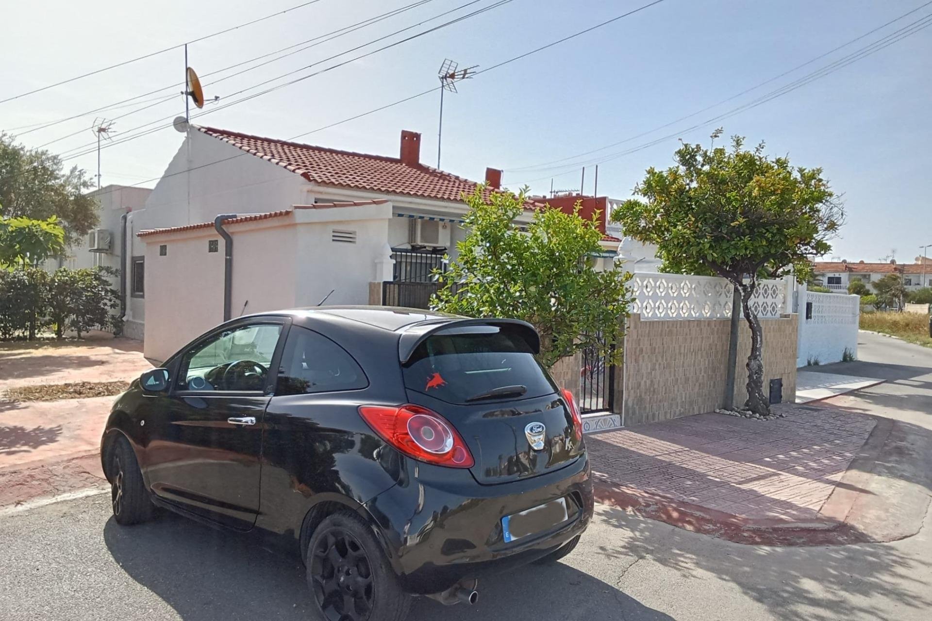 Reventa - Bungalow -
Torrevieja - Torretas