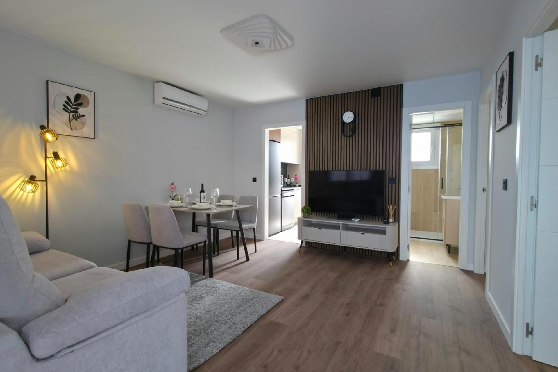 Reventa - Bungalow -
Torrevieja - Zona Los Frutales
