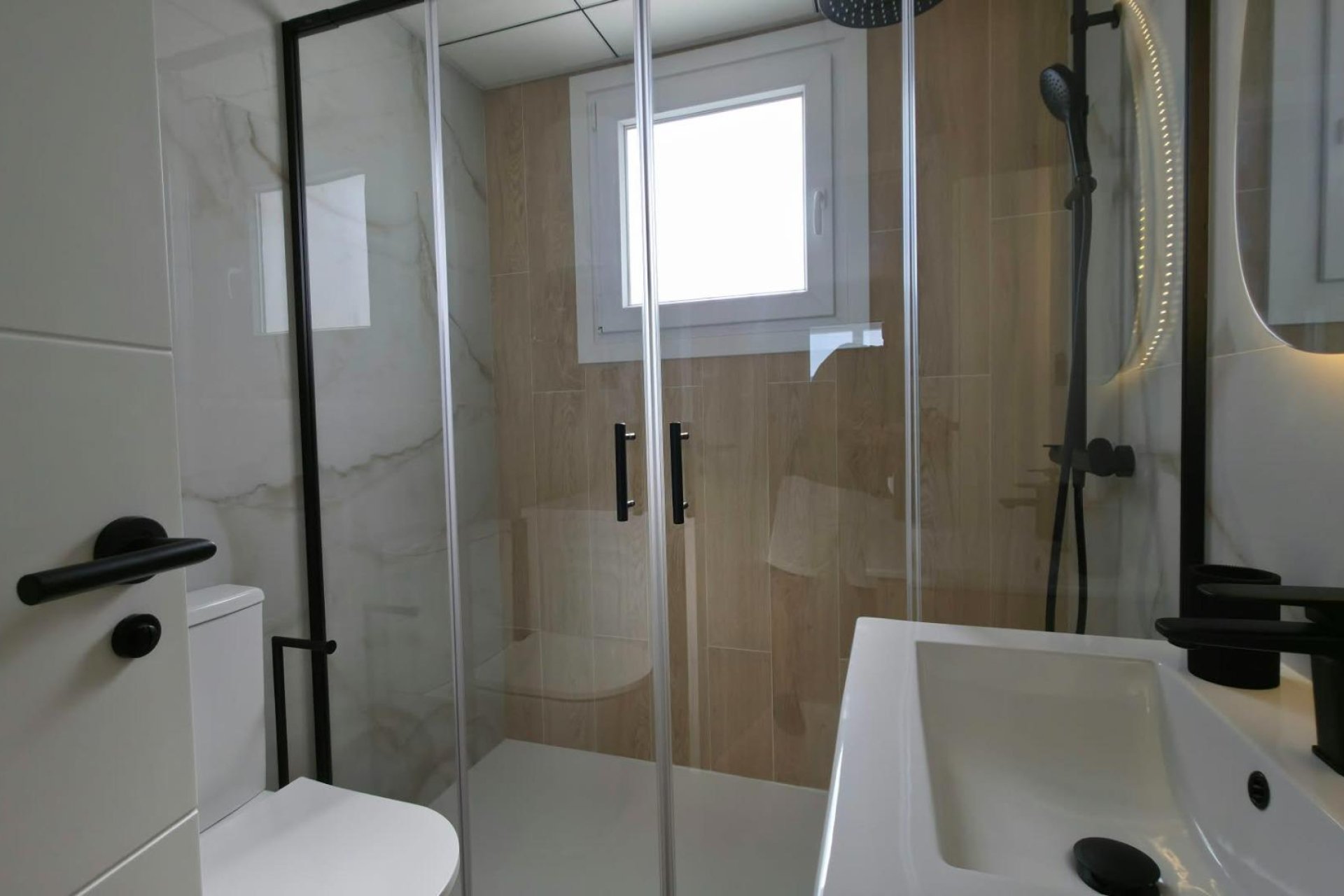 Reventa - Bungalow -
Torrevieja - Zona Los Frutales