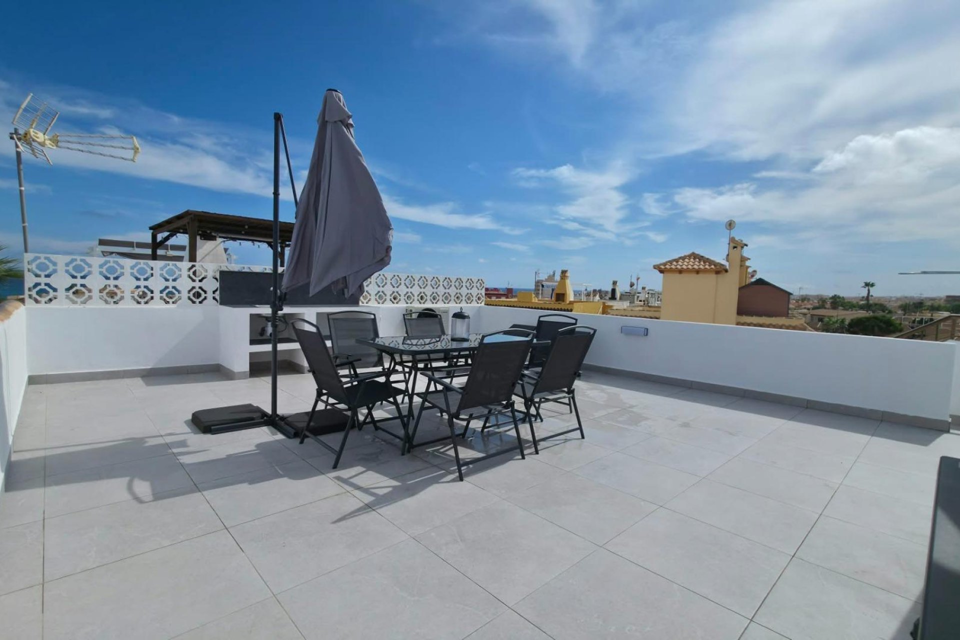 Reventa - Bungalow -
Torrevieja - Zona Los Frutales