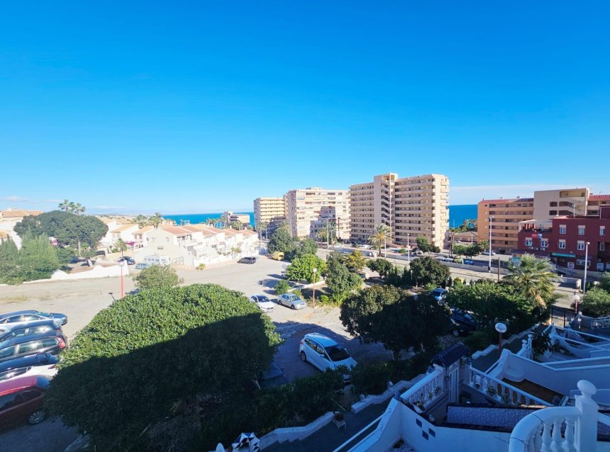 Reventa - Duplex -
Torrevieja - Cabo Cervera