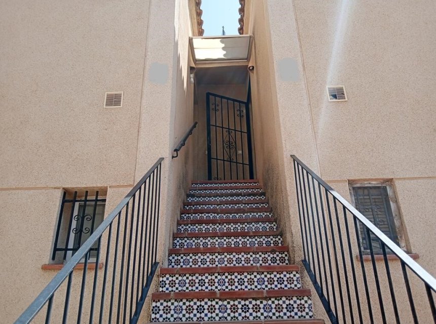 Reventa - Duplex -
Torrevieja - Carrefour