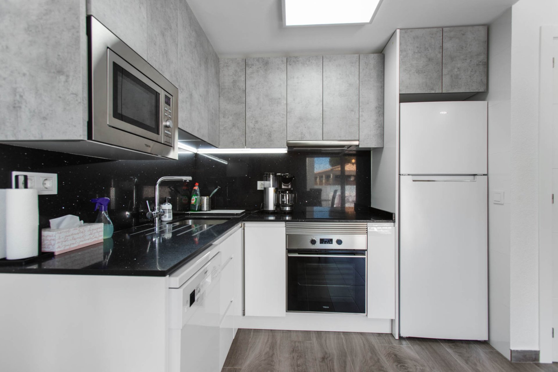 Reventa - Duplex -
Torrevieja - Costa Blanca