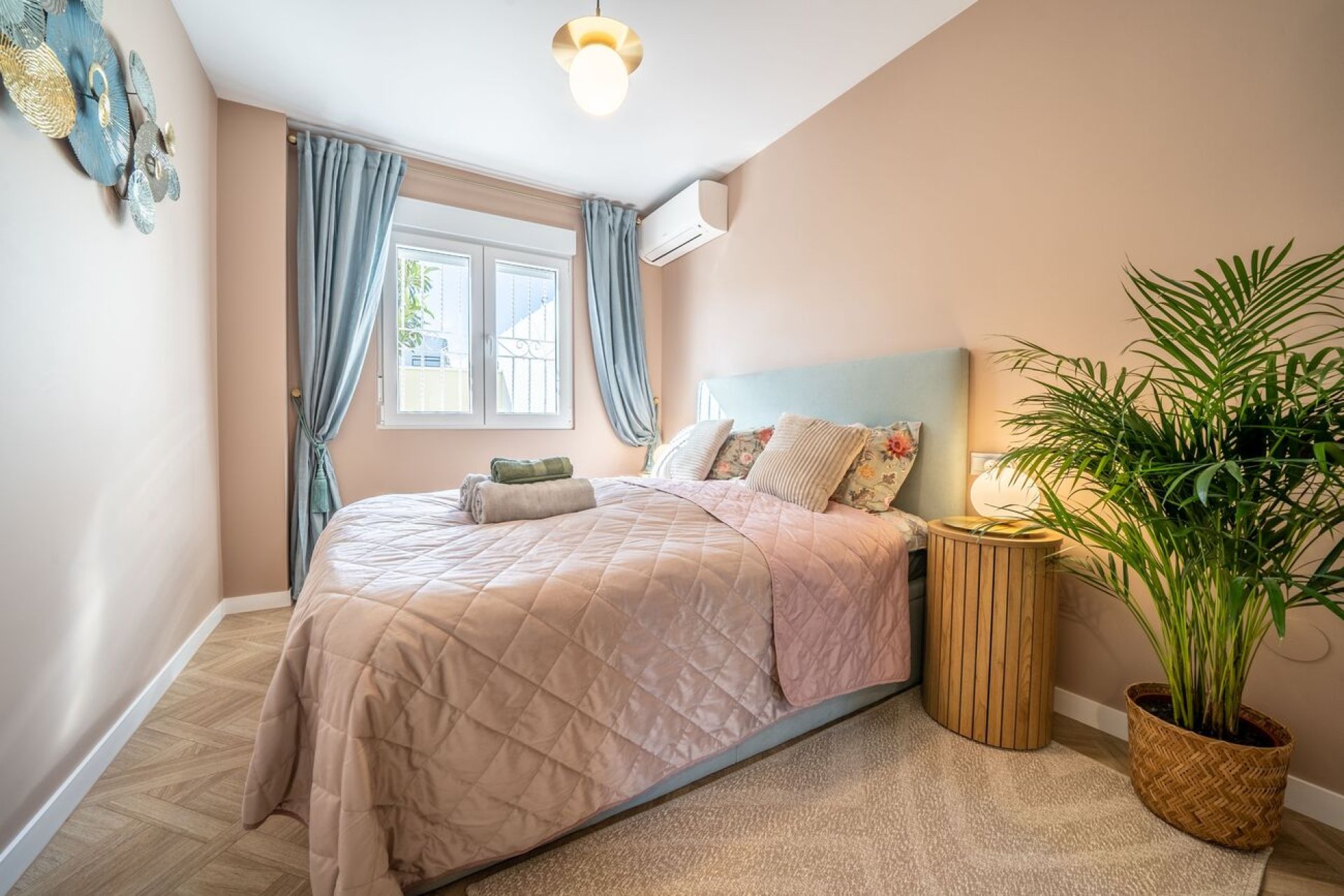 Reventa - Duplex -
Torrevieja - Costa Blanca