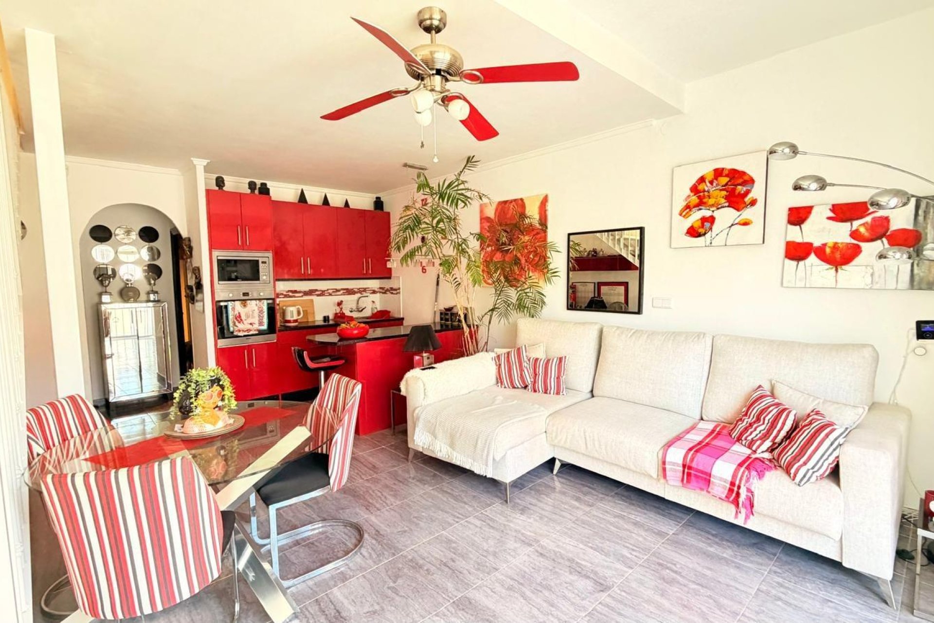 Reventa - Duplex -
Torrevieja - La Siesta - El Salado - Torreta